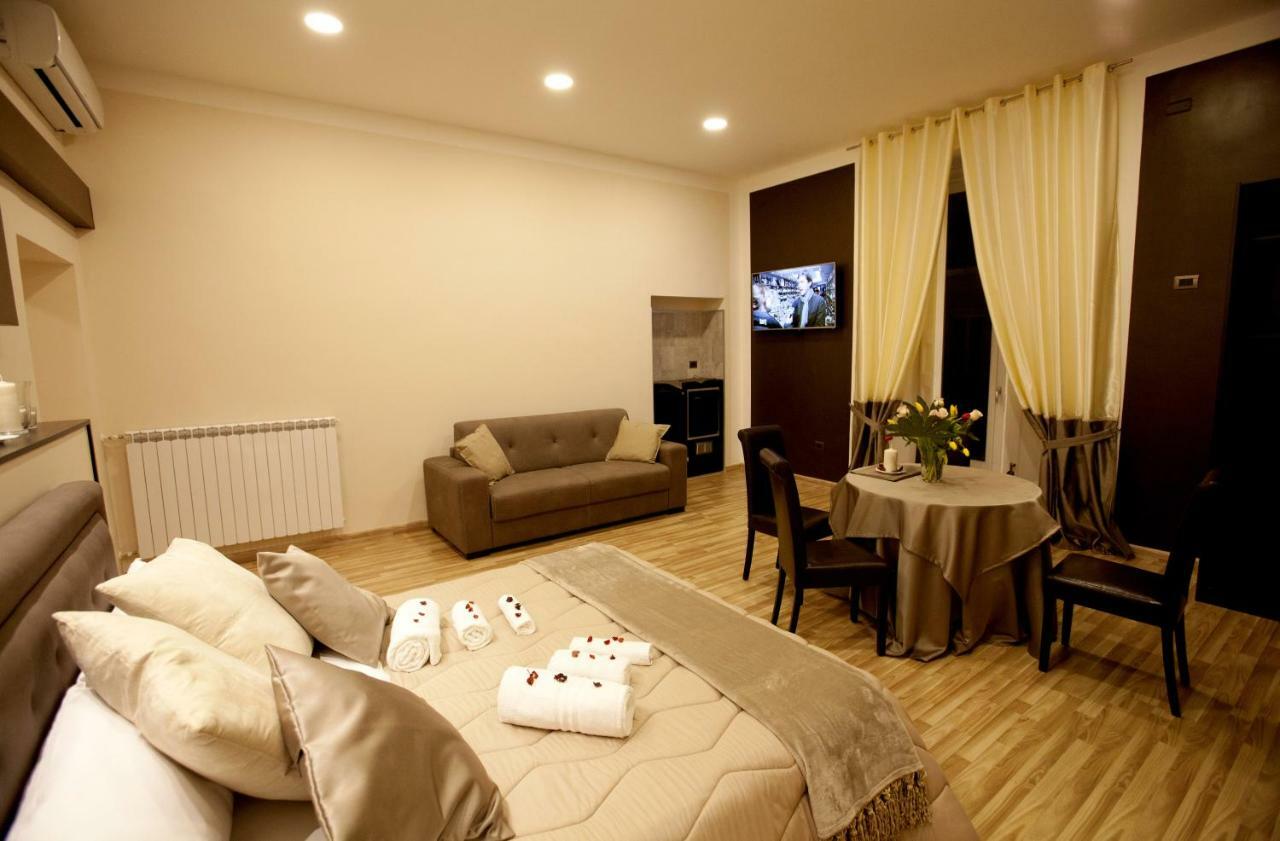 Reggia & Dintorni Rooms A Caserta Exterior foto